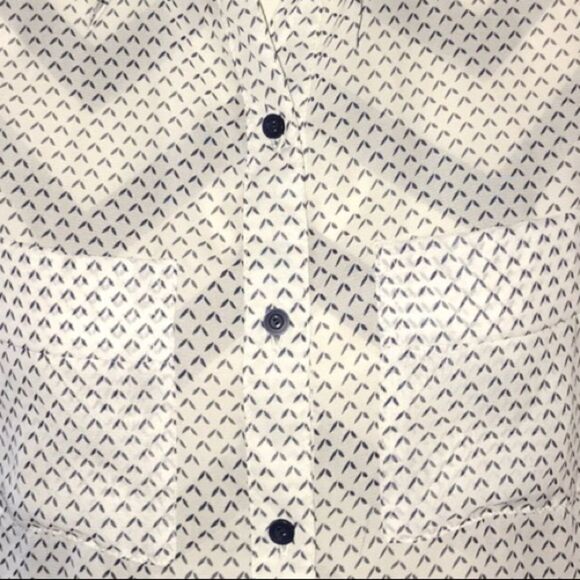 Timing Sheer Top With Cutout Back Size SMALL - Picture 2 of 5